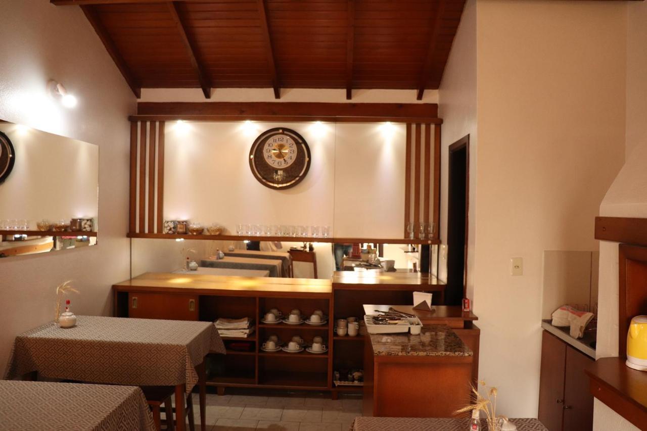 Pousada Hencke Haus (Adults Only) Канела Экстерьер фото