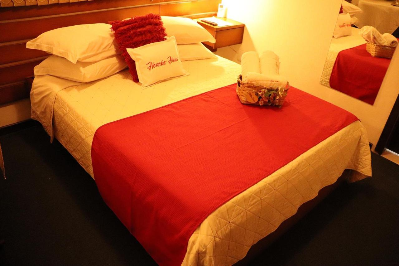 Pousada Hencke Haus (Adults Only) Канела Экстерьер фото