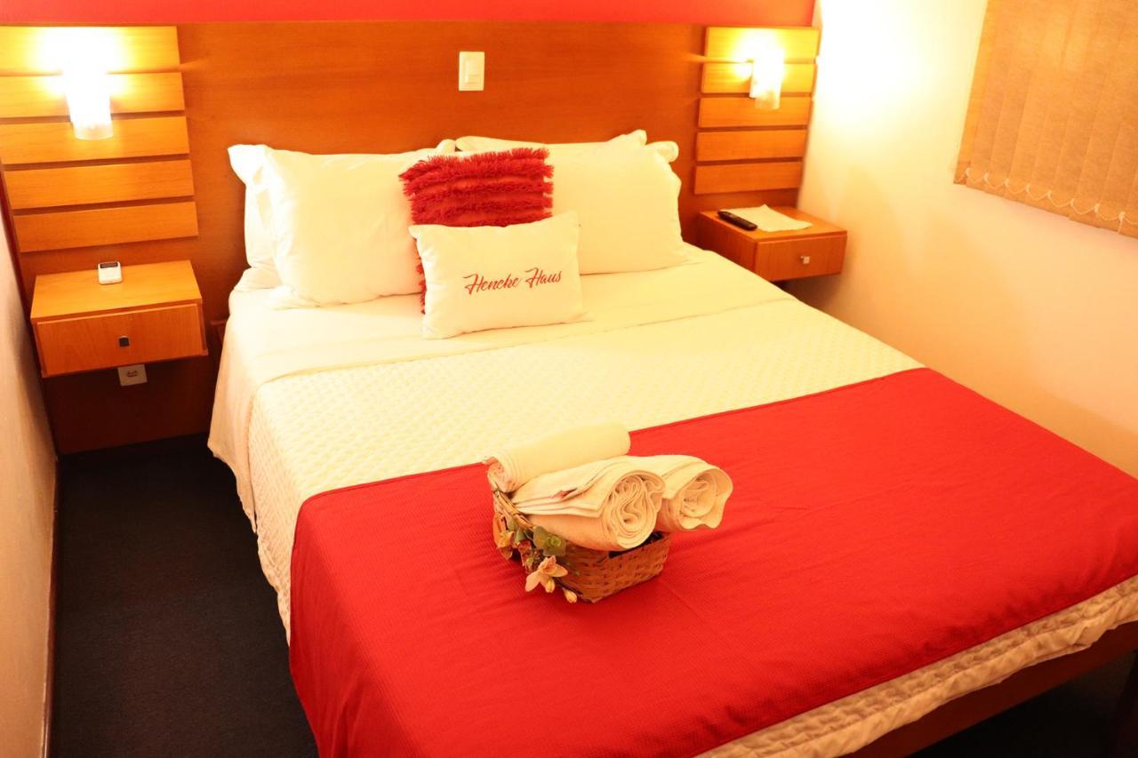 Pousada Hencke Haus (Adults Only) Канела Экстерьер фото